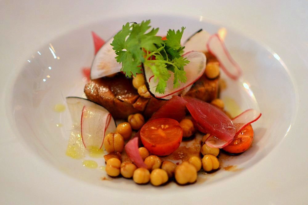 L'apibo, le bistro créatif à montorgueil couteaux & tire bouchons Créatif cuisine Bistrot