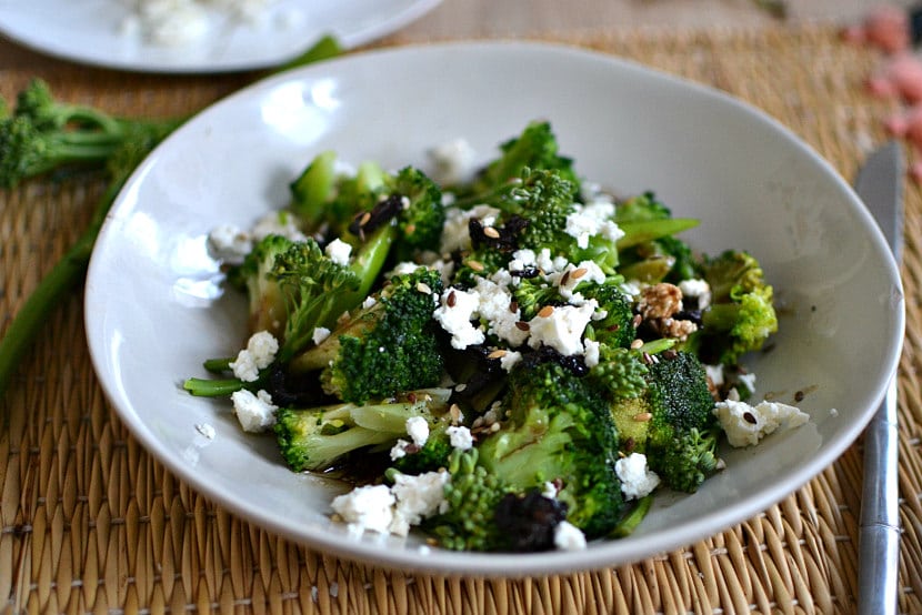 Salade brocolis feta olive