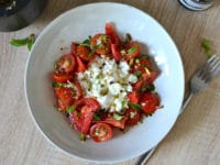 Salade ricotta tomates herbes
