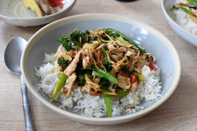 porc thai sauté au gingembre la recette