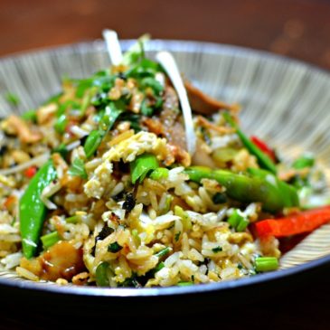 L’authentique recette du riz sauté au poulet thaïlandais (Khao Pad Kai)