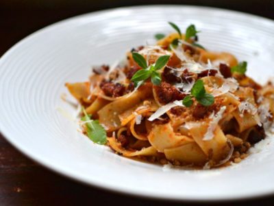 Les pâtes au chorizo : les pasta caliente aux saveurs ibériques